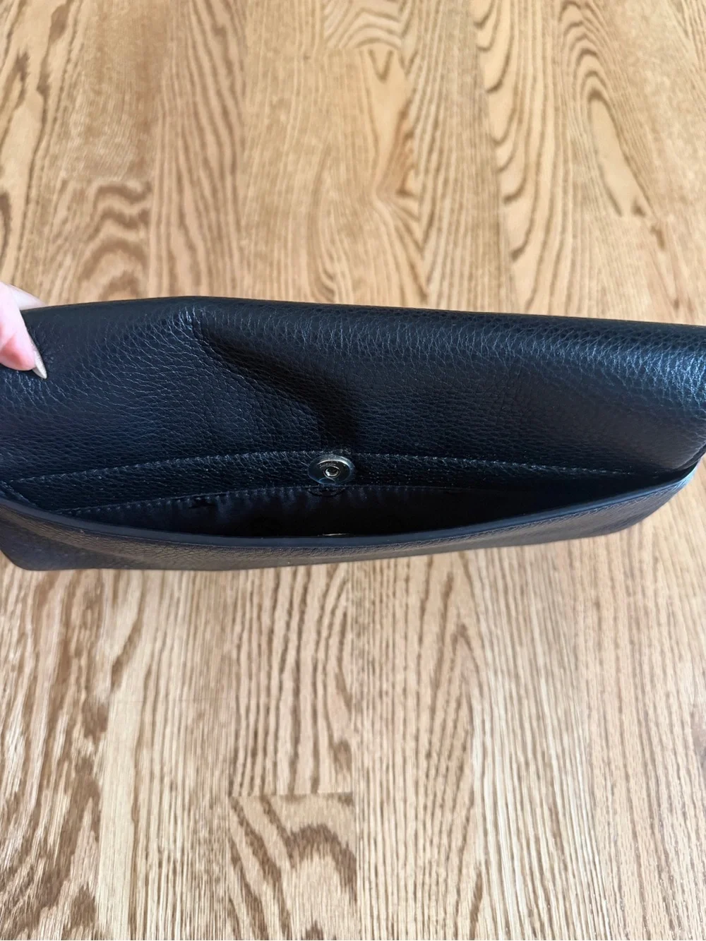 Tory Burch Black Pebbled Leather Purse with Gold Chain
